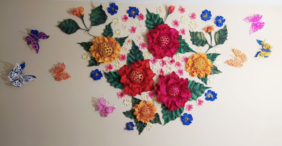 Обложка проекта: Wall installation "Gardens of Paradise"