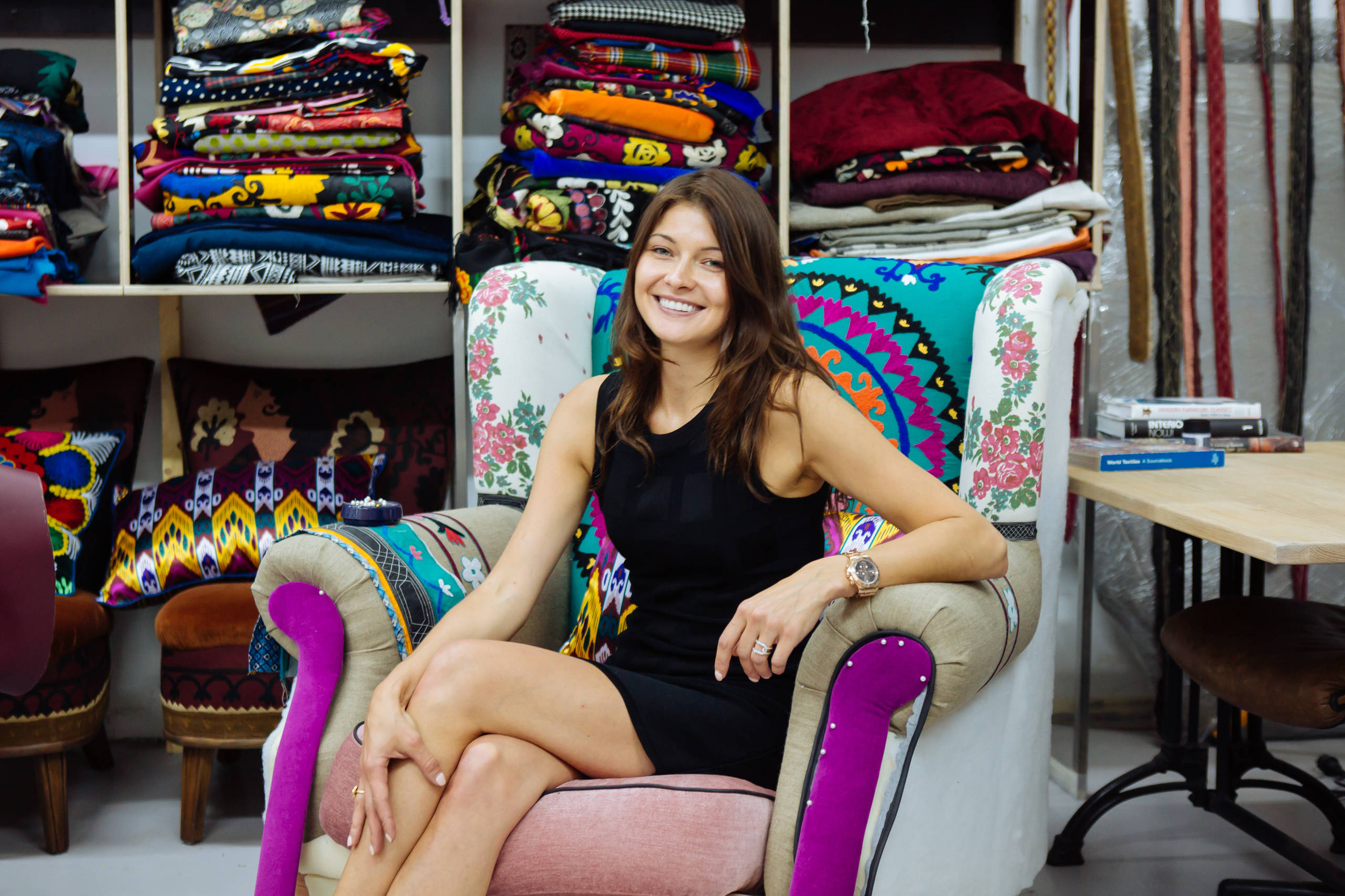 Портрет: Мебель в экзотической обивке от BirBor