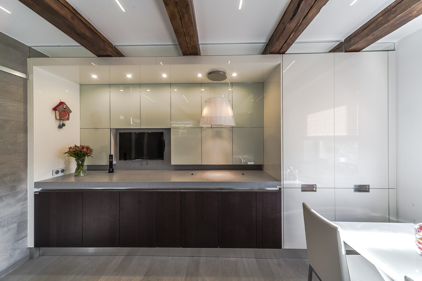 Кухня " Под прикрытием" для передачи "Квартирный ответ" на НТВ