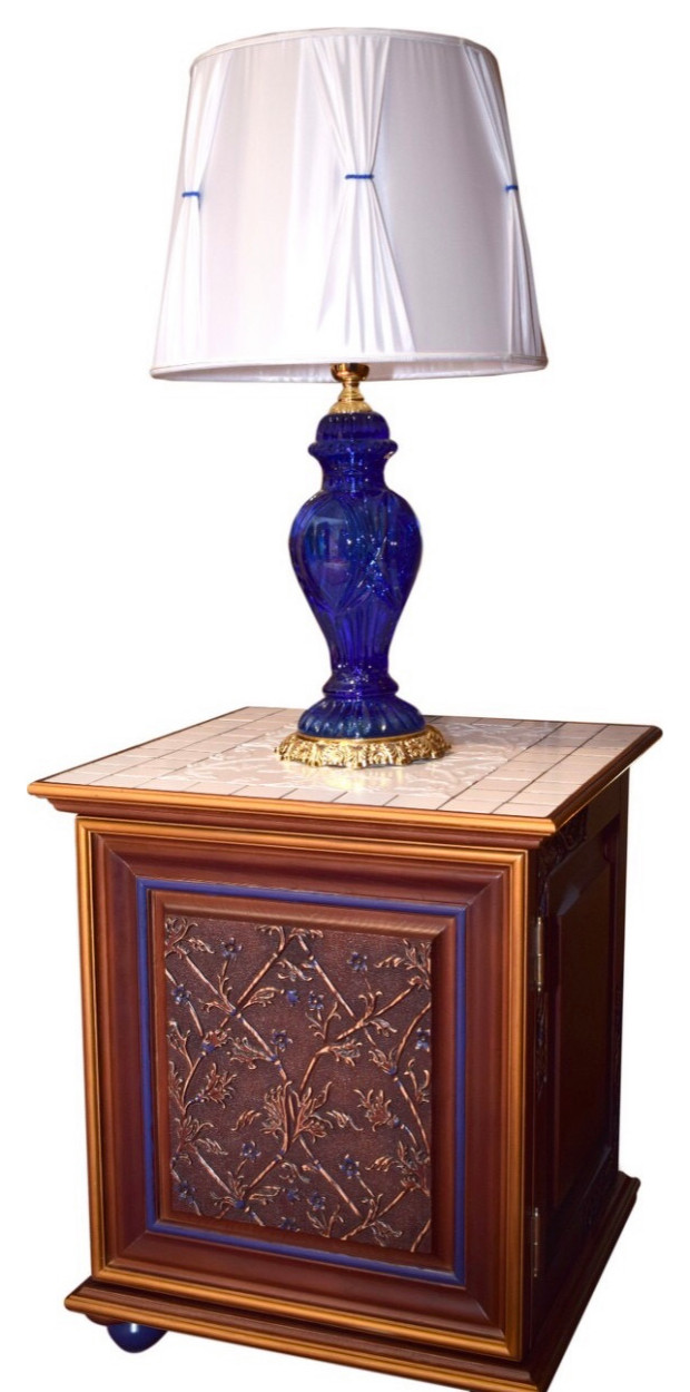 Обложка проекта: Прикроватная тумбочка со столешницей из плитки ручной работы