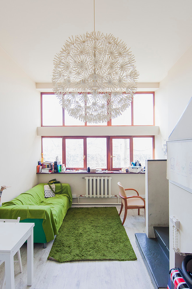 В гостях: Антон Носик и его квартира-ячейка в доме Наркомфина