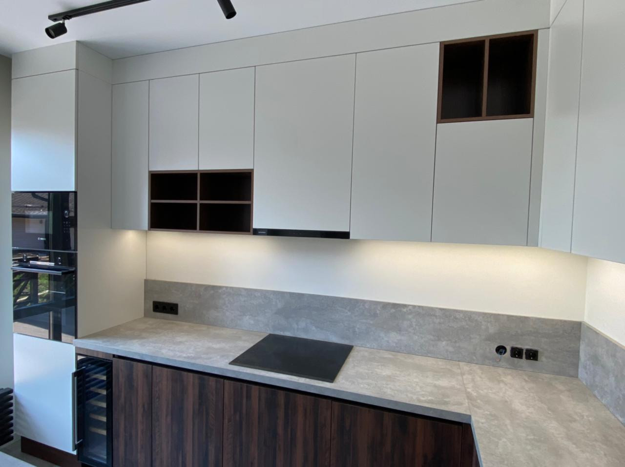 Кухня из пластика для Загородного дома