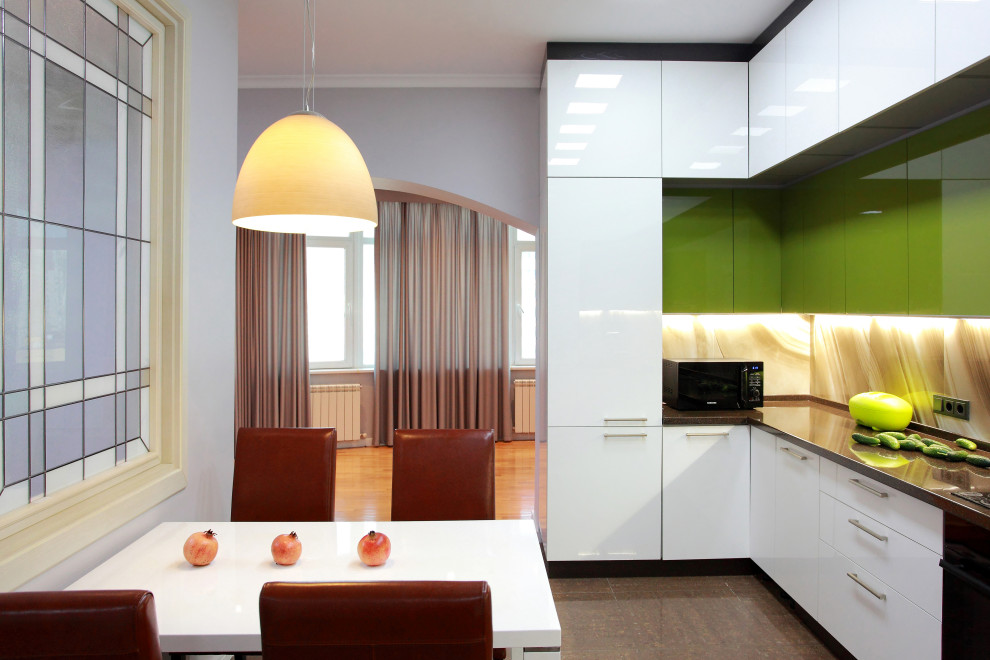 Зеленый диван и новая жизнь интерьера