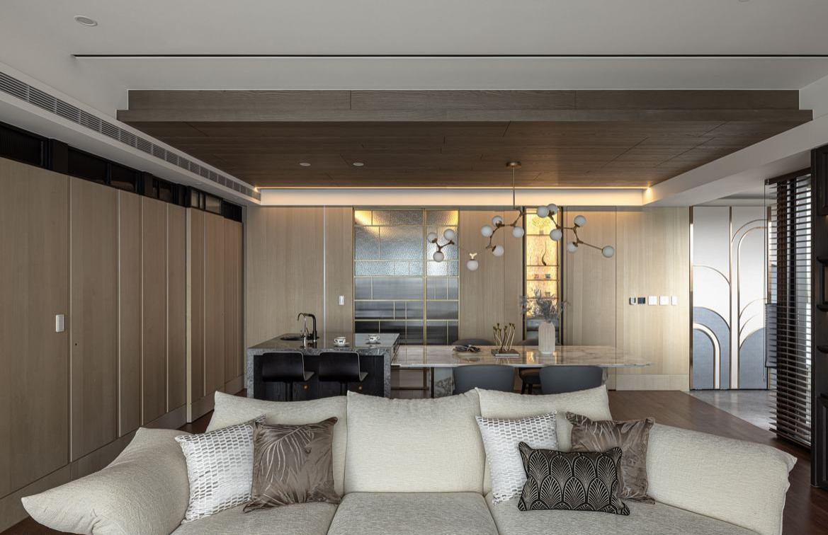 Выразительный интерьер в Премиальной башне ОКО от L DESIGN