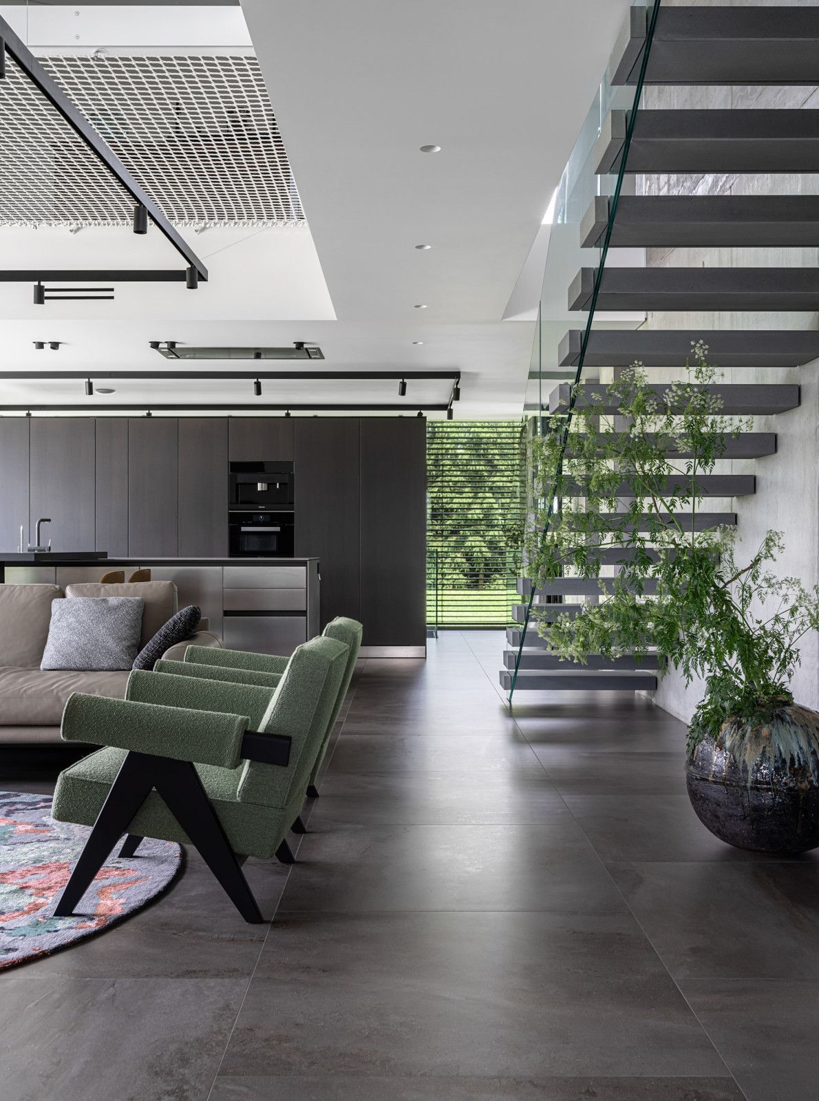 MRIIA HOUSE