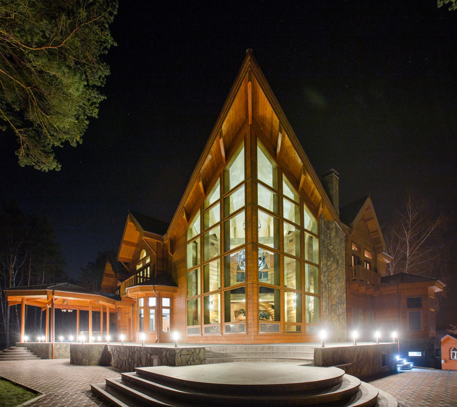 РЕЗИДЕНЦИЯ "ЛАЗУРНЫЙ БЕРЕГ"