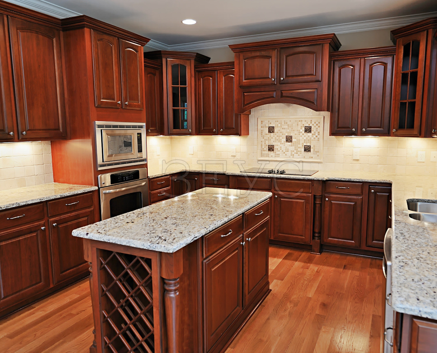 Обложка проекта: Кухня из натурального дерева!