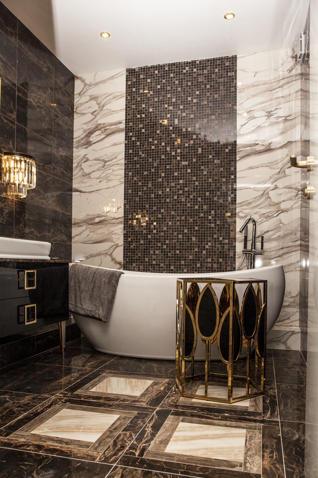 Помпезный Арт-деко в квартире на Нагатинской