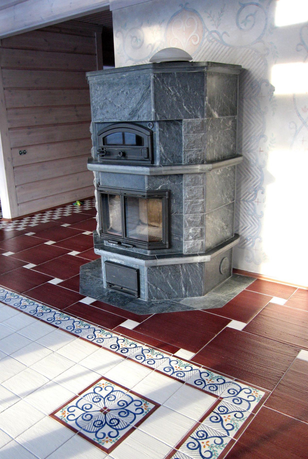 Частный деревянный дом. В соавторстве с Анастасией Гавриловой.