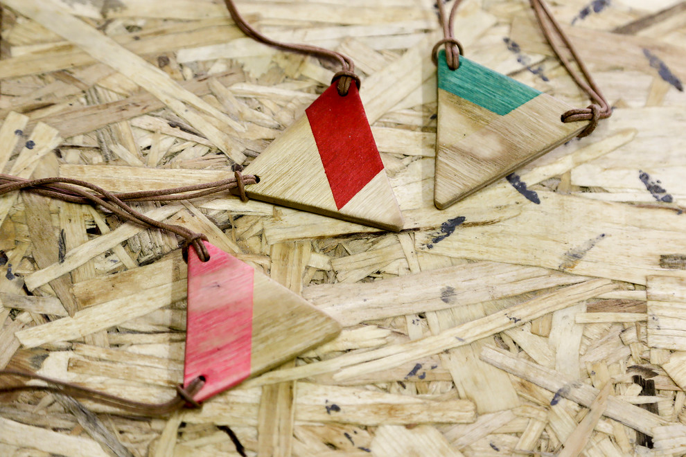 Портрет: Антон Коротков — кудесник зеркал и панно