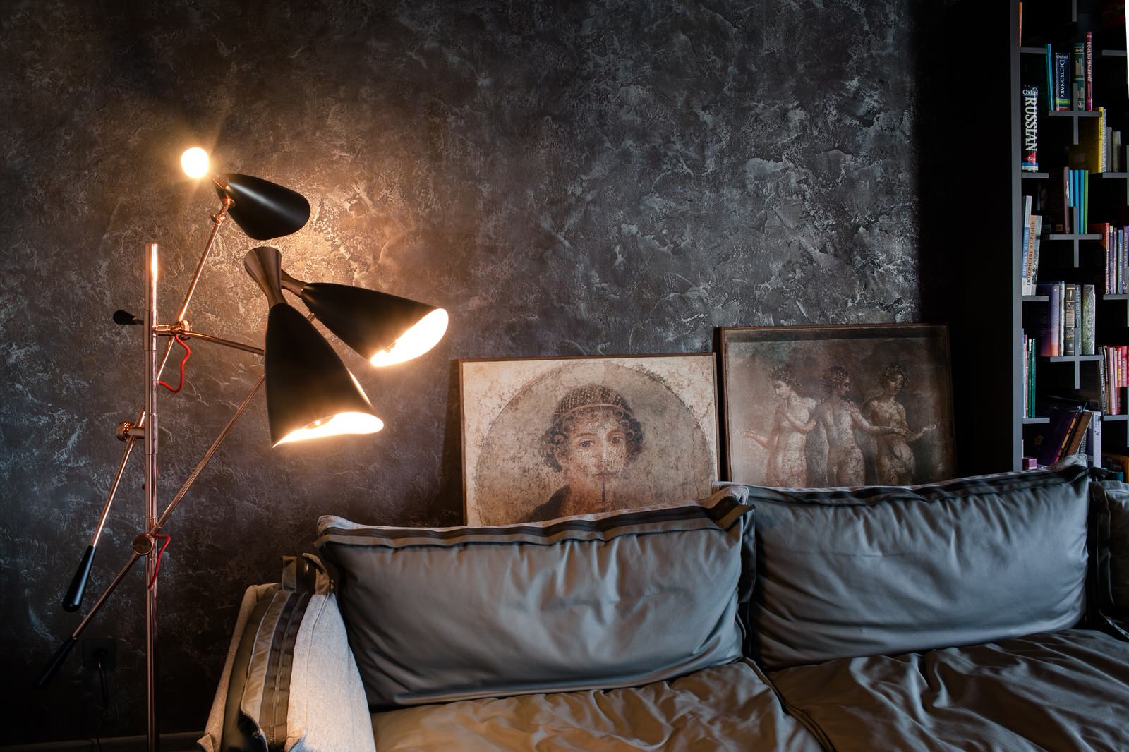 Вне формата