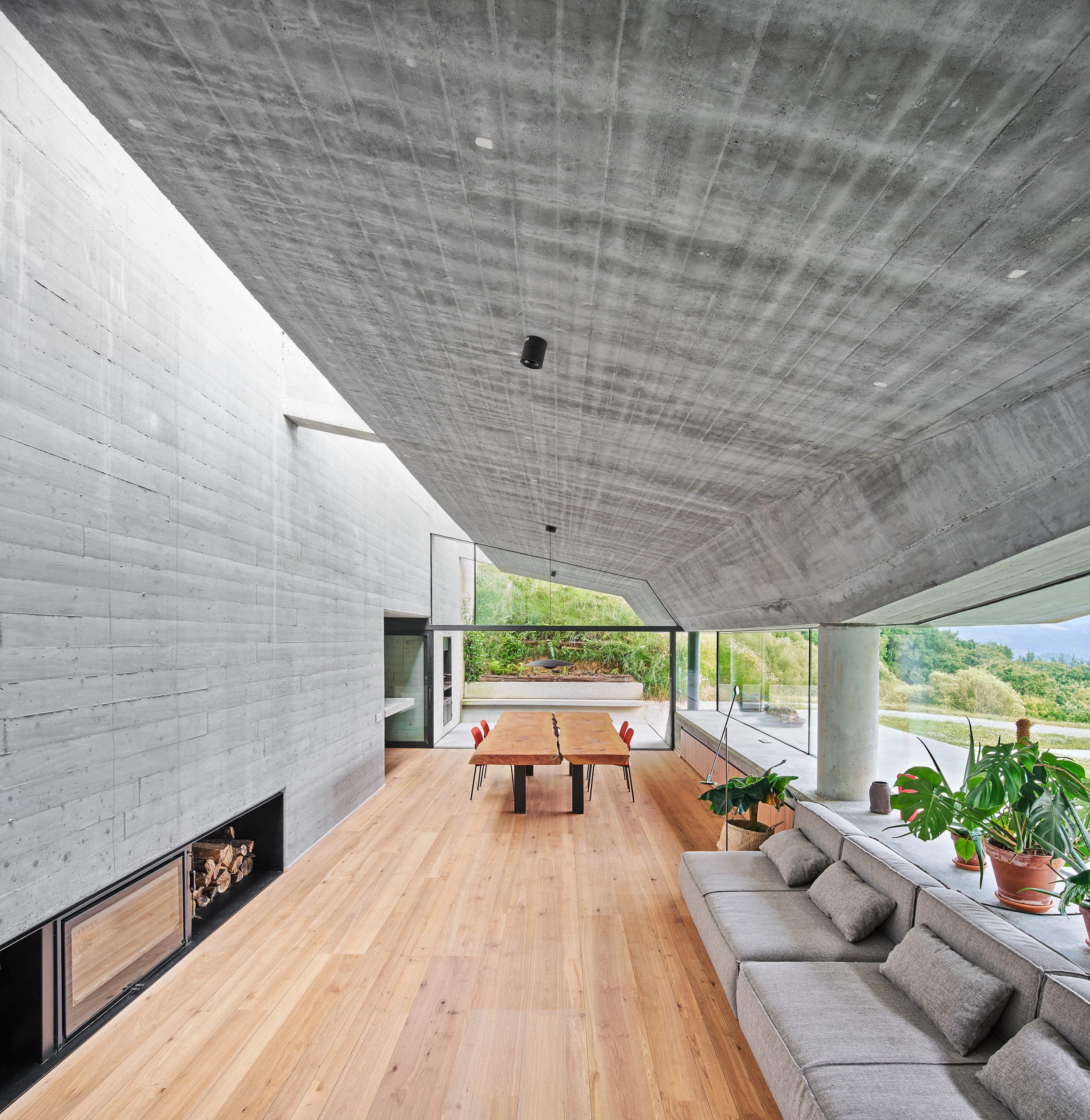 Houzz Испания: Деликатное расширение столетней крепости
