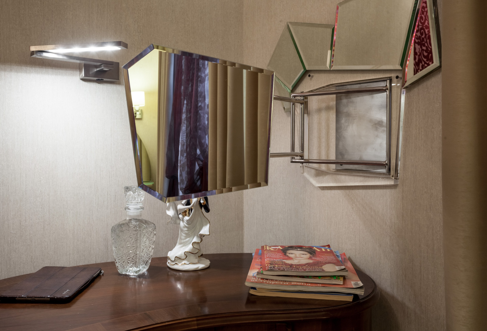 Двухкомнатная квартира в современном стиле.