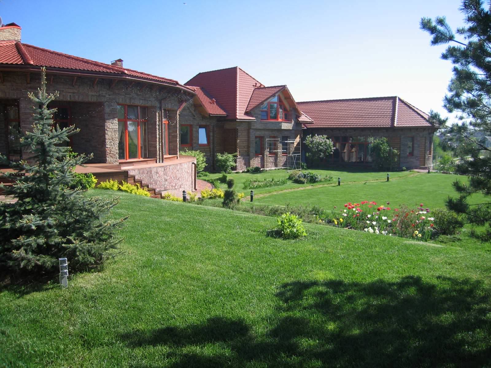 Проектирование и строительство загородных домов и коттеджей