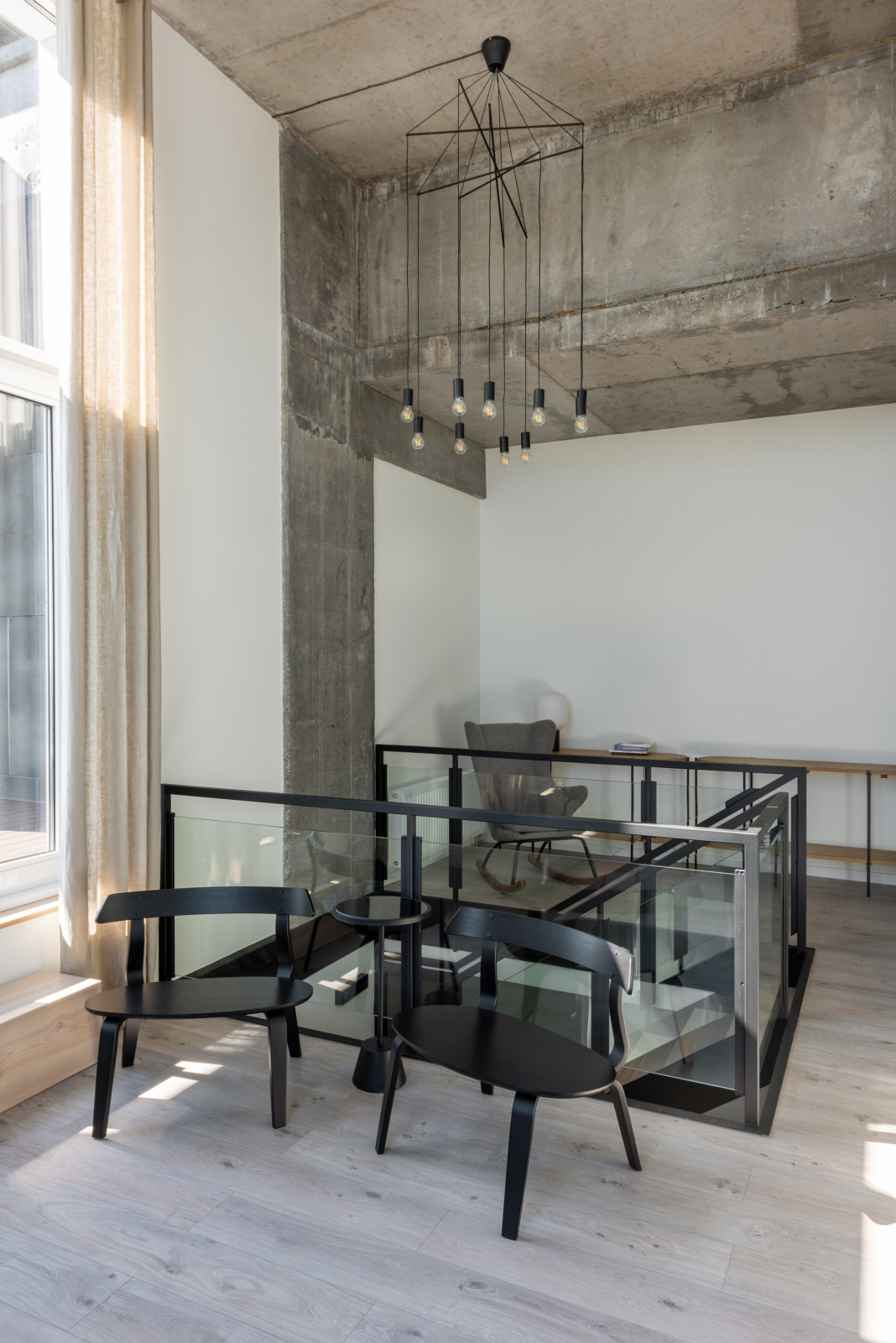 Монохромные апартаменты