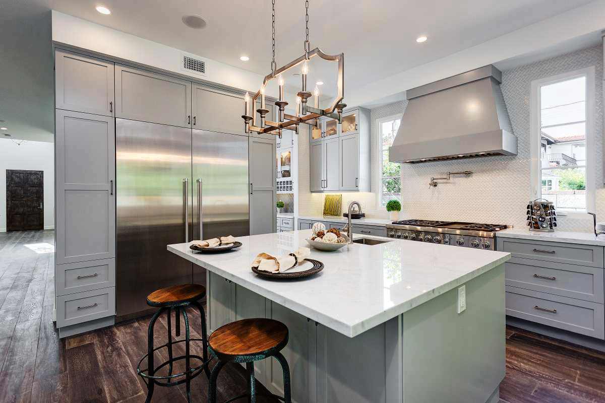 Студио Сити - Лос Анджелес. Дом и дизайн в средиземноморском стиле.