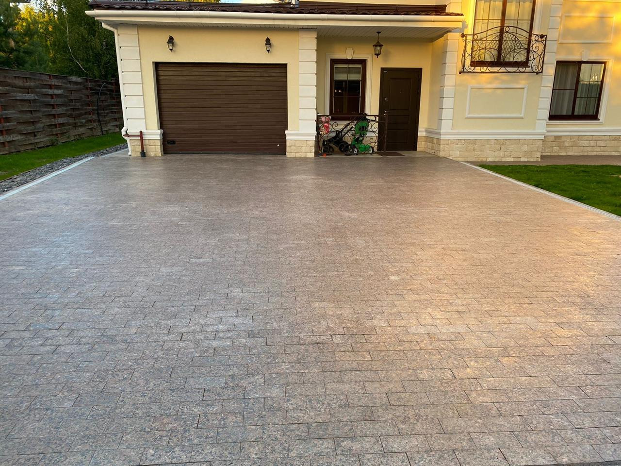 Мика Гранит