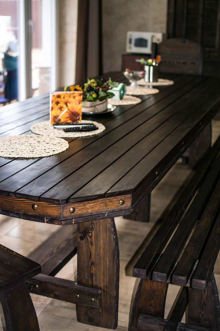 Крытая терраса с мангальной зоной в скандинавском стиле.