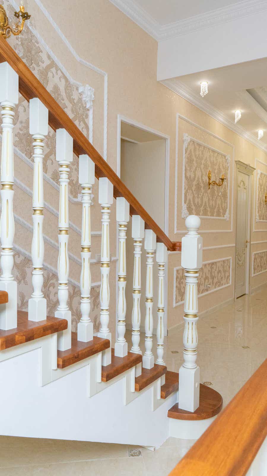 Проект 3 - Облицовка монолитной лестницы дубом на заказ