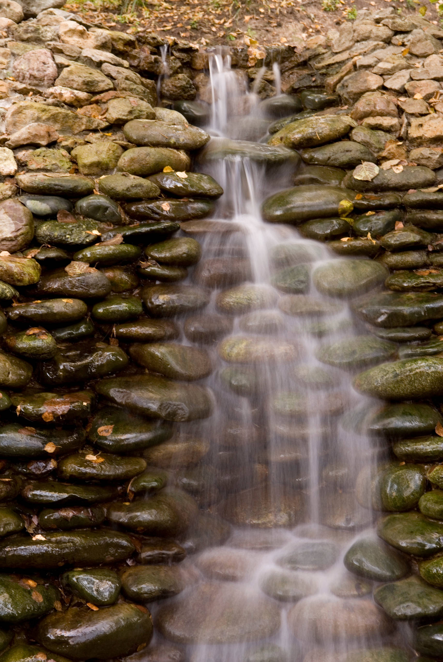 Водопады и каскады: Очарование падающей воды