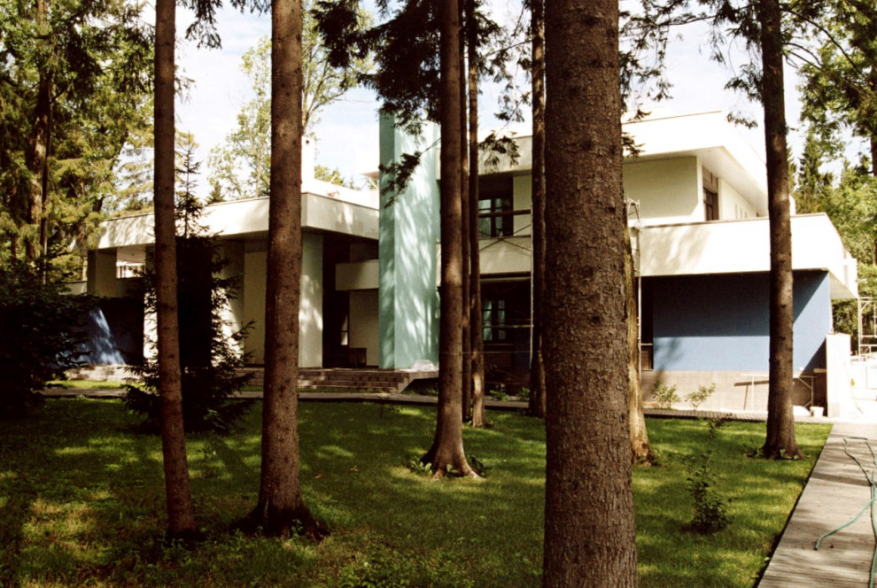 дом с пристройкой