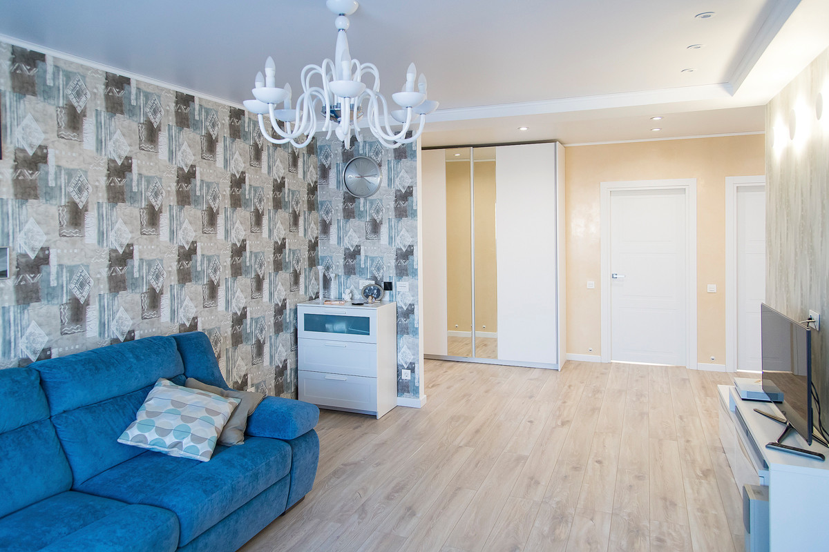 Интерьер кухни-гостиной в современном стиле