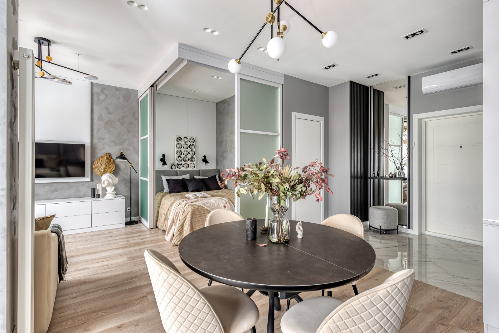 Уютная однушка для мамы и дочки