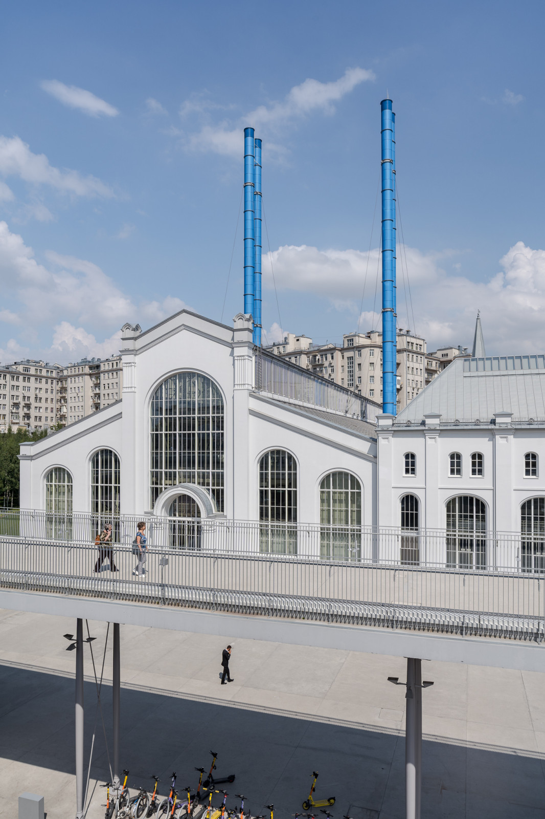 GES-2 , House of Culture