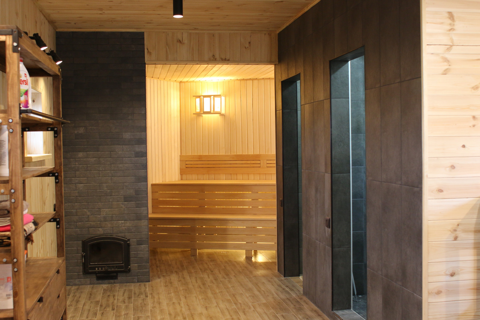 Гостевой дом в загородном доме.