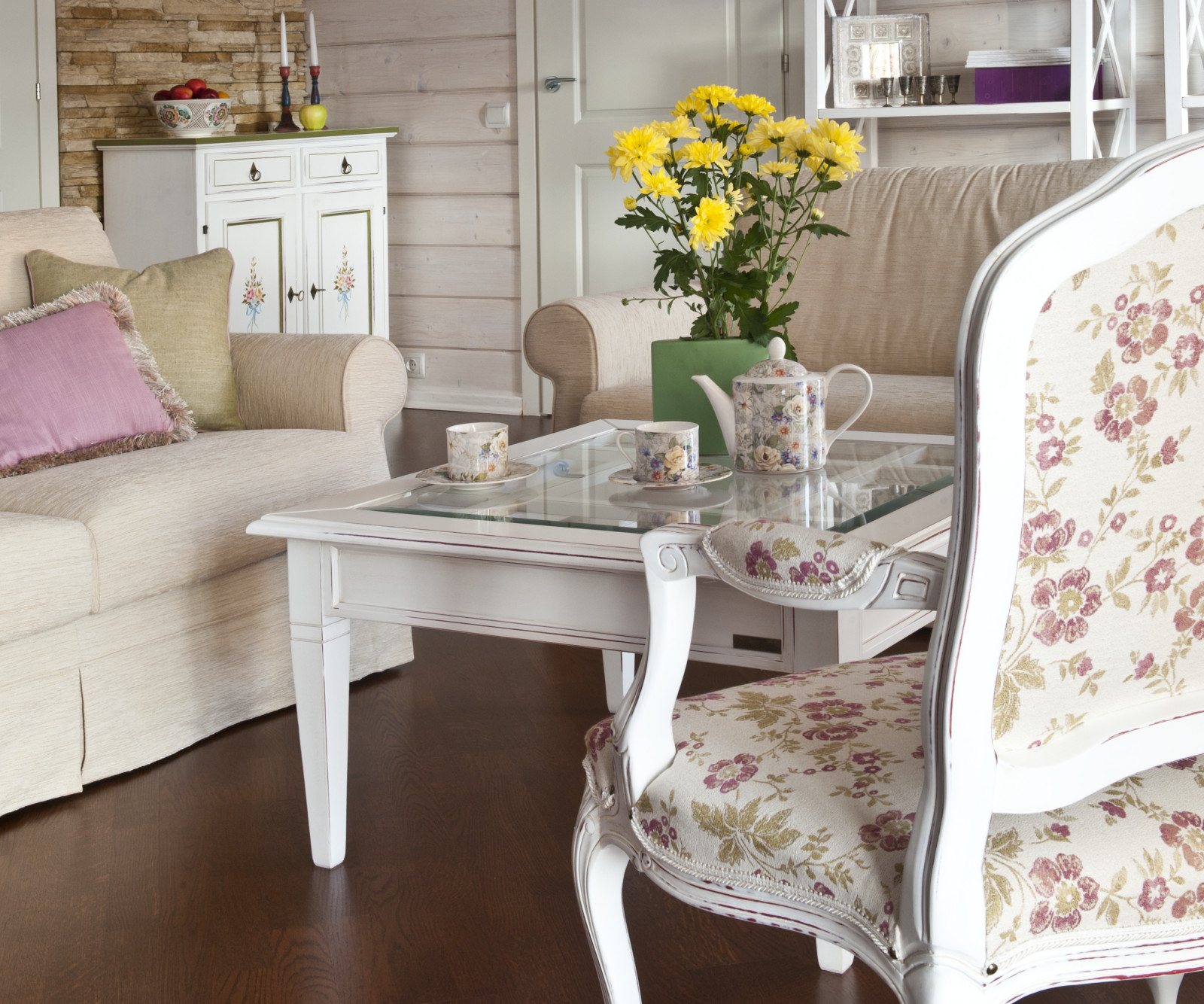 Легкость бытия. Дом в Ватутинках.