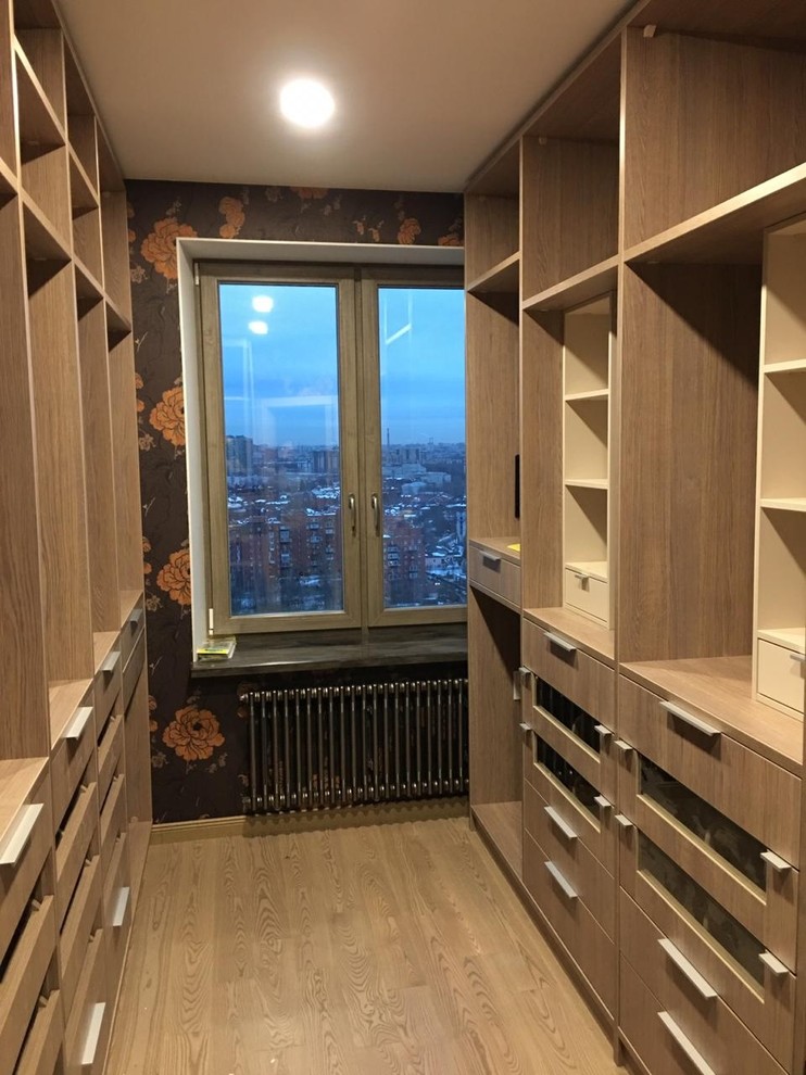 Гардеробная с пантографом в ЖК «До Ре Ми»