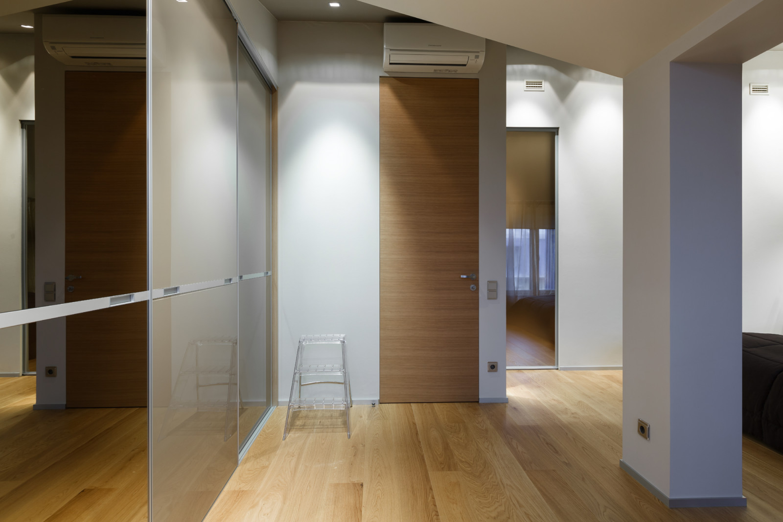 Реконструкция трехэтажного таунхауса в Санкт-Петербурге.