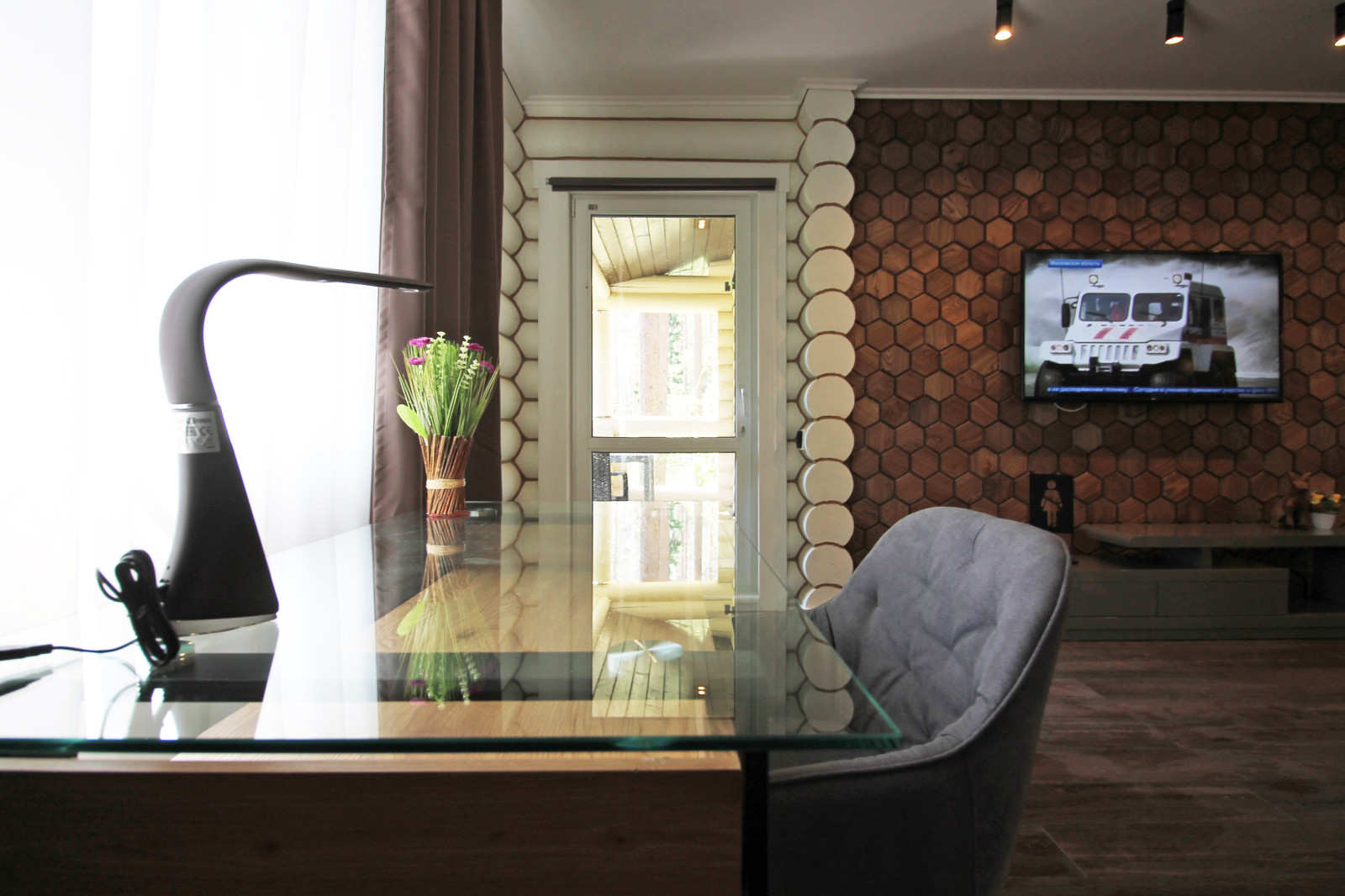 Срубовой коттедж 38 в п.Рощино, Ленинградская обл. Царство-Королевство