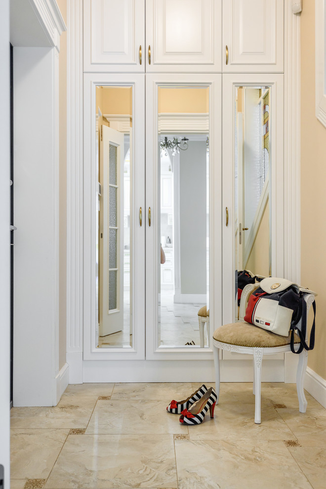 Дом под соснами