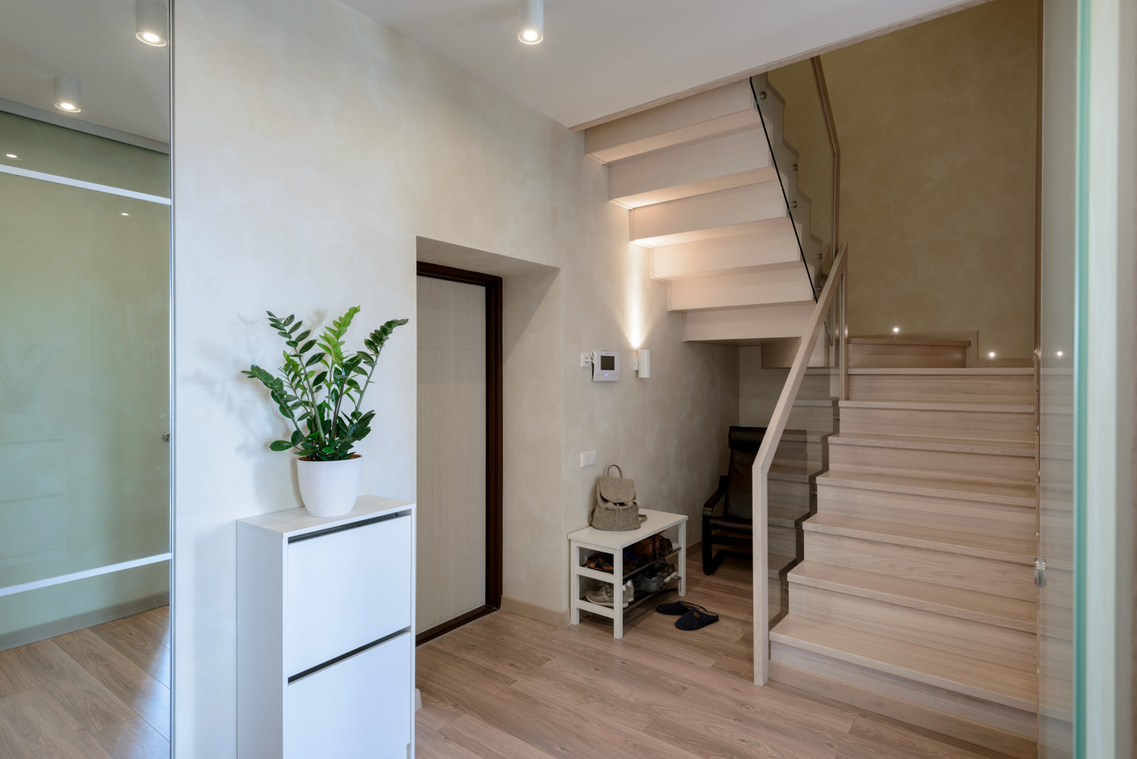 Двухъярусная квартира в стиле Экоминимализм