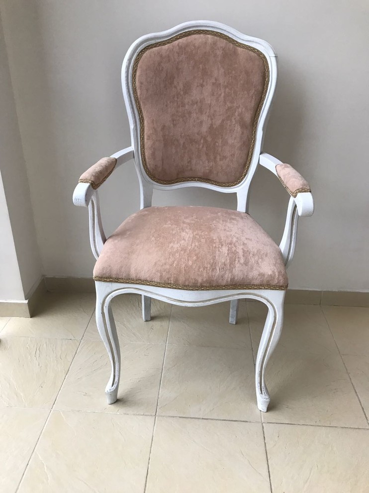 Своими руками: Как поменять обивку мягкого стула