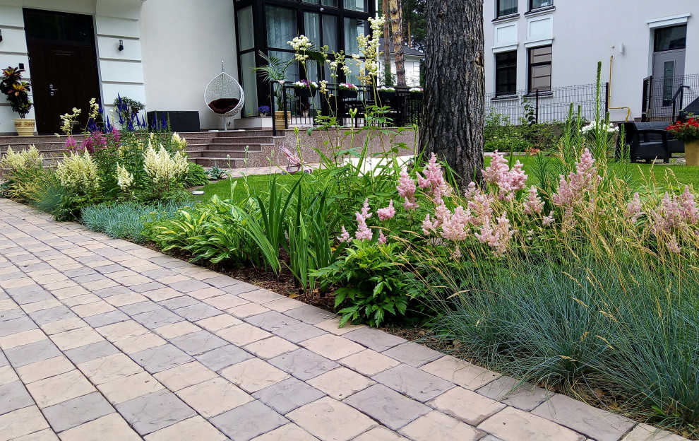 Цветники под пологом леса