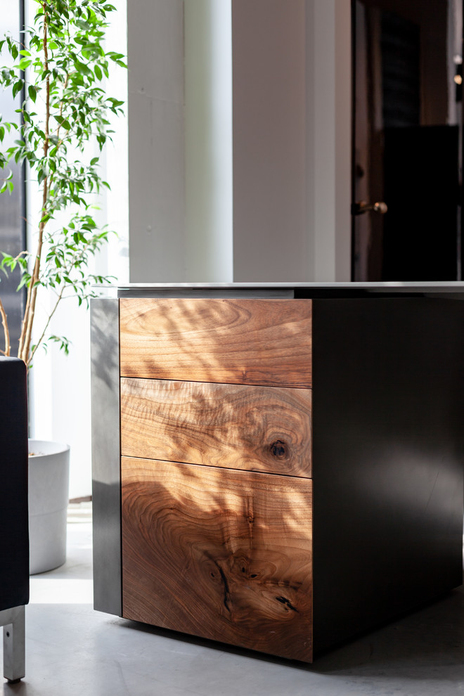 Столы дизайнерский