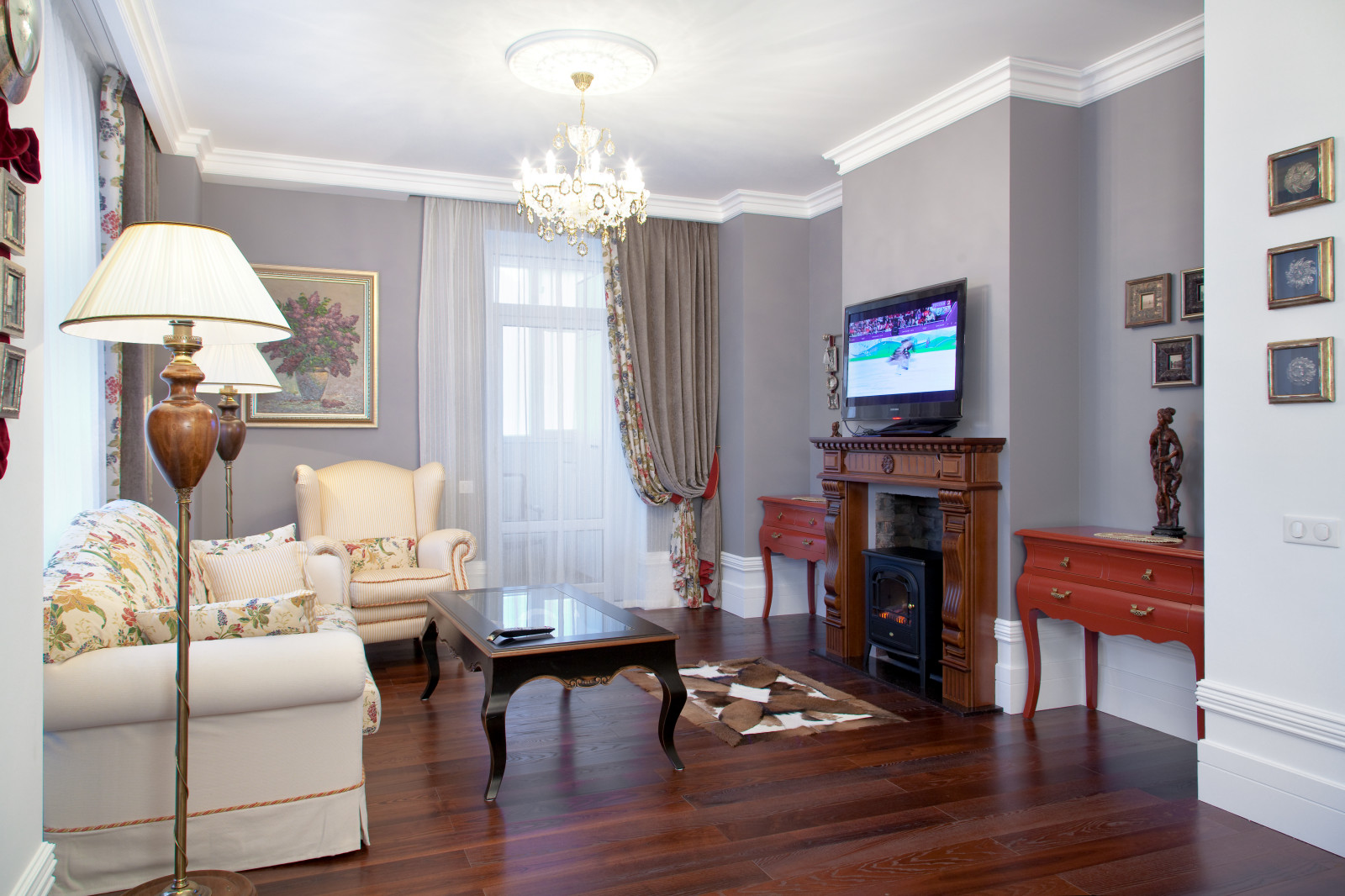 Английская классика со светлой кухней