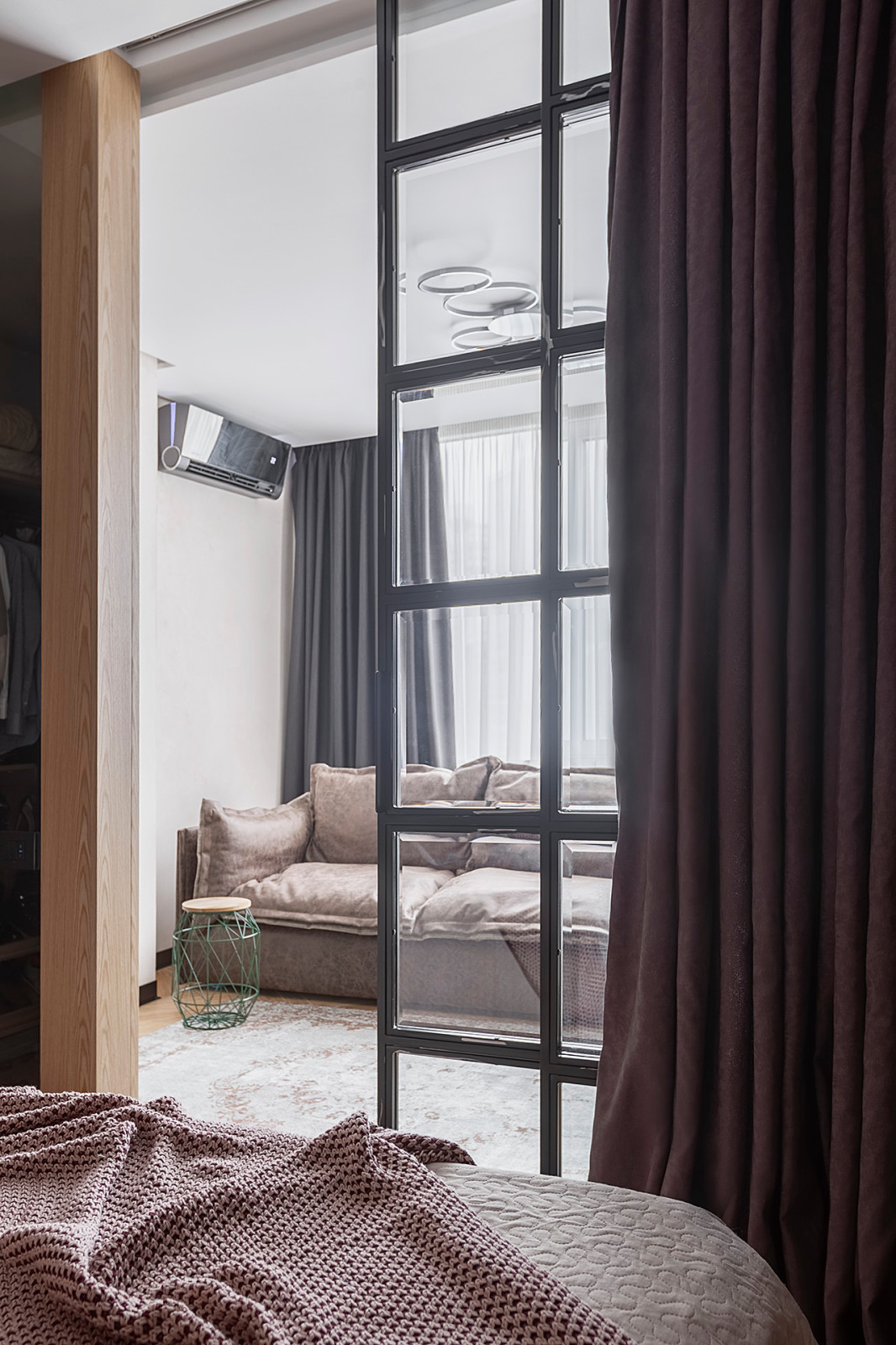 LOFT девушки-модельера