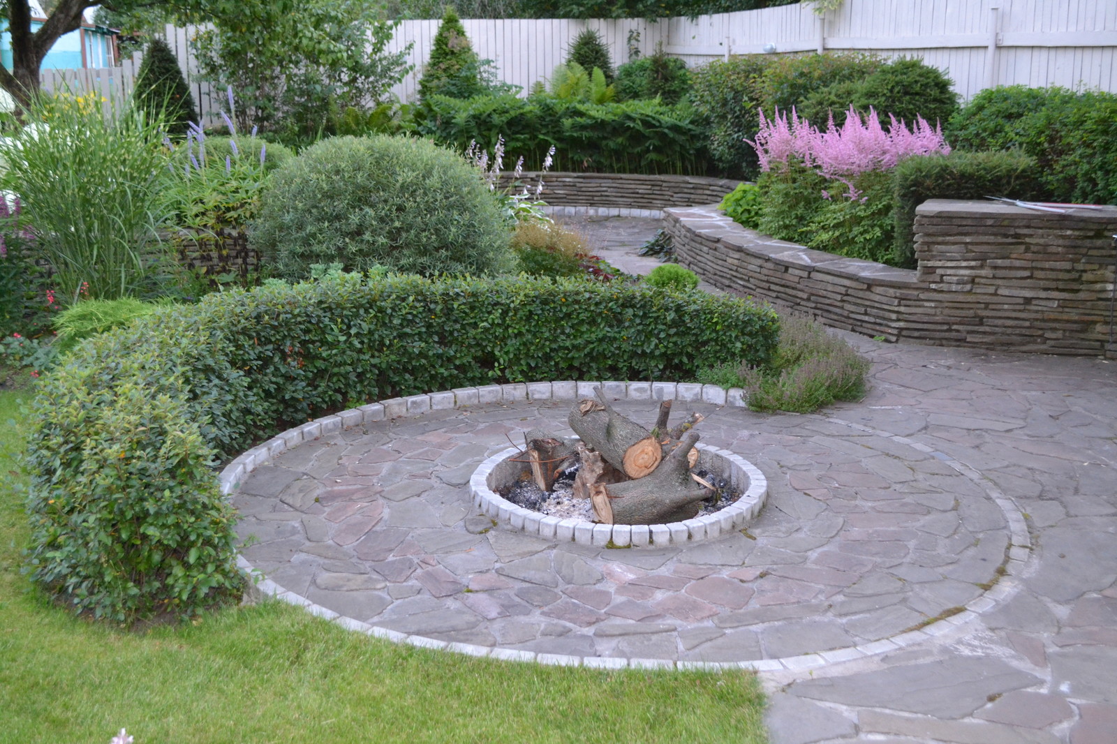 Сад "ВОЛНЫ и КРУГИ"