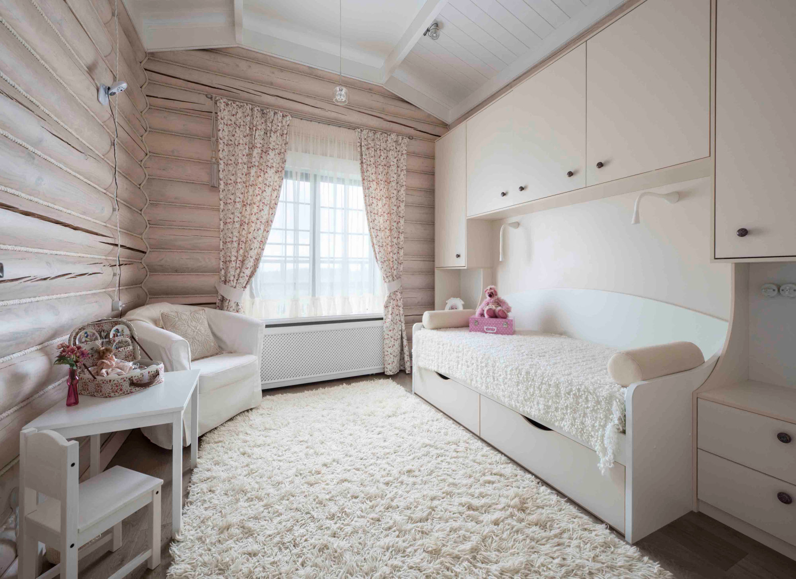 2-ЭТАЖНЫЙ ЗАГОРОДНЫЙ ДОМ "БЕЛАЯ ЛАМА"