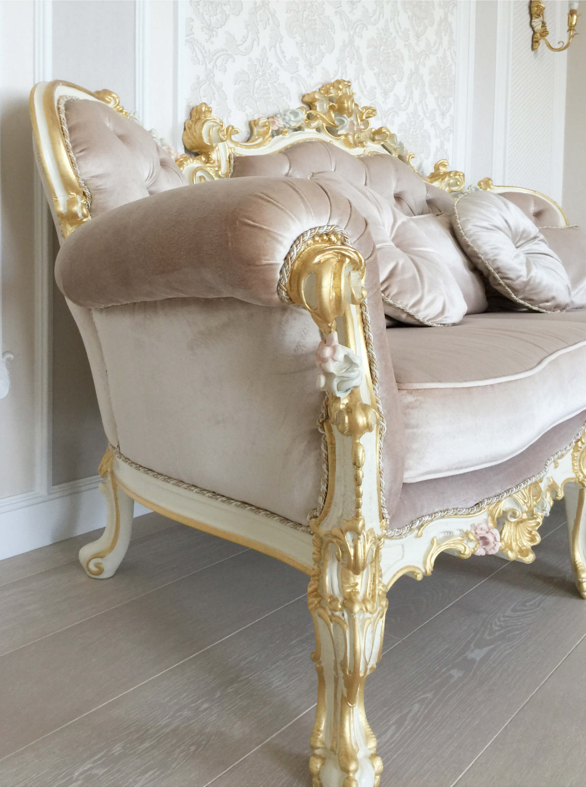 Дизайн интерьера дома в классическом стиле. Реализованный проект.