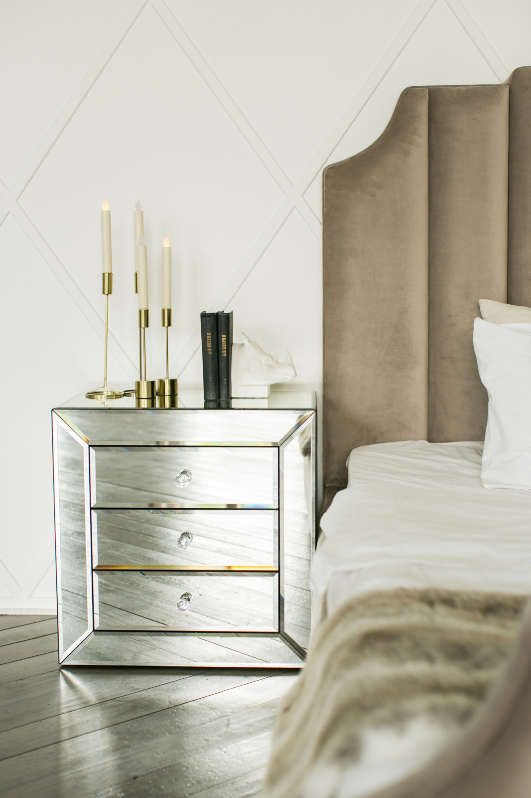 Дизайнерские зеркала Bountyhome