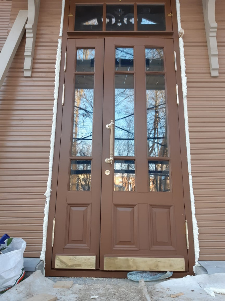 Двери входные исторические