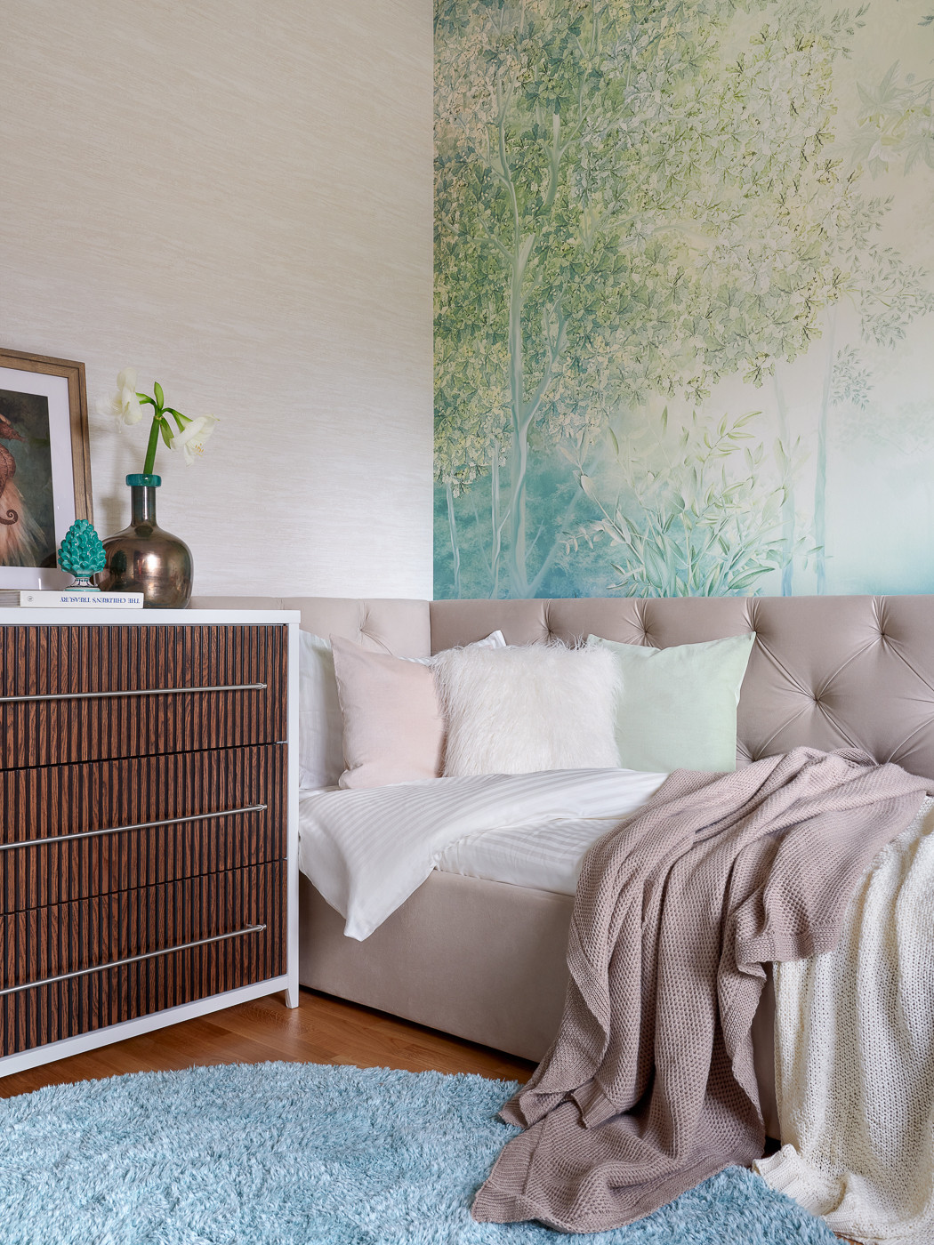 Реализованный проект детской в ЖК Черняховского.