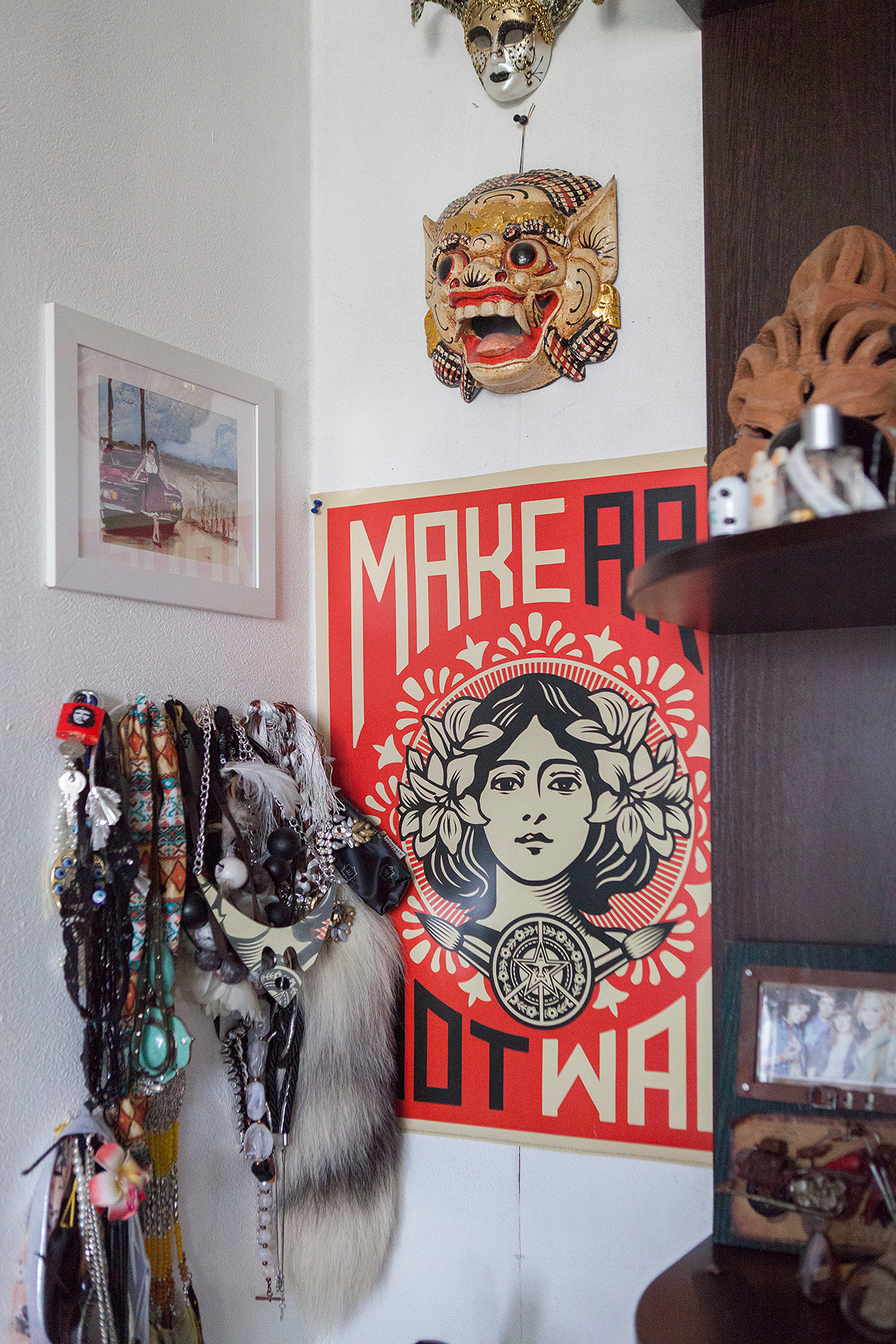 В гостях: Квартира 30 кв.м с этномотивами для инструктора йоги