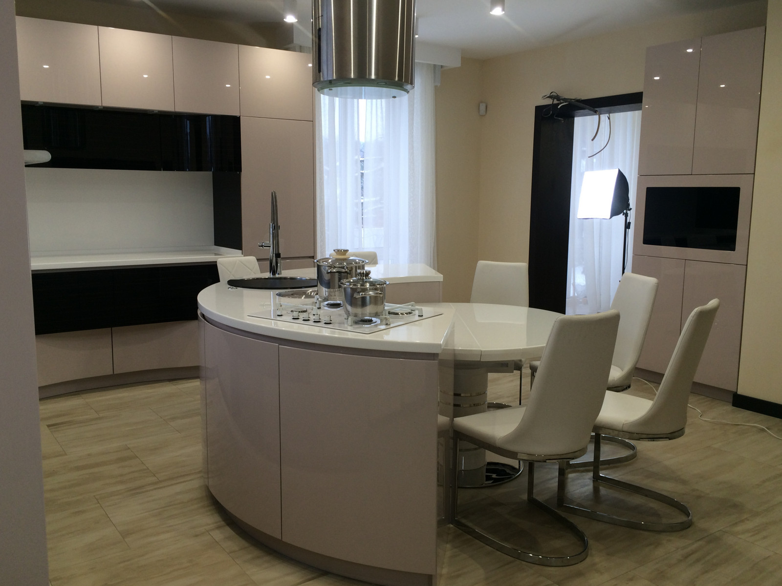 Флай на улице Лесной