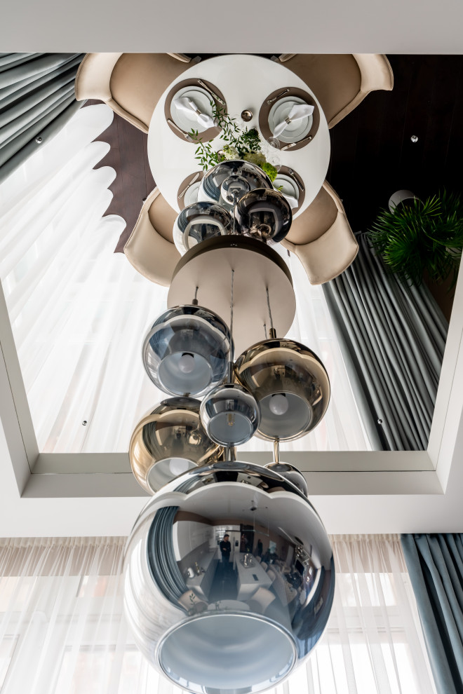 Бежевый и зеркала