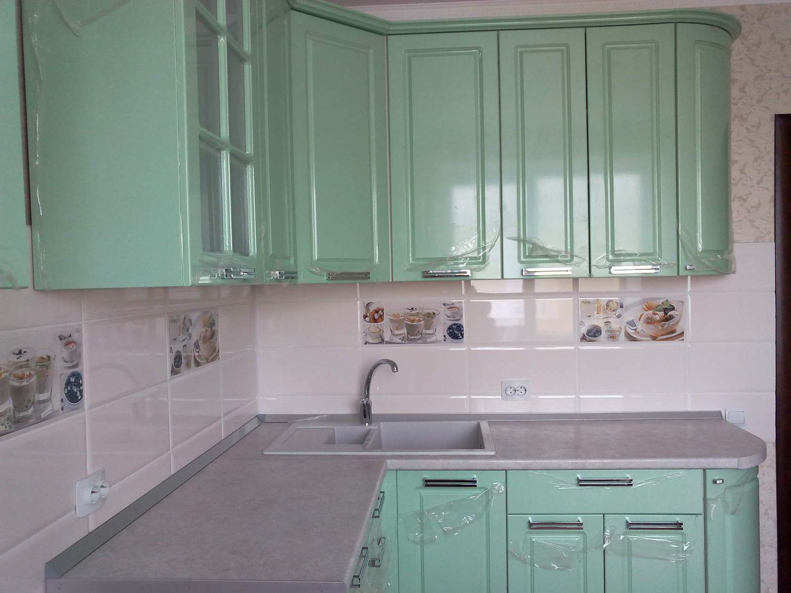 Обложка проекта: Кухонный Гарнитур